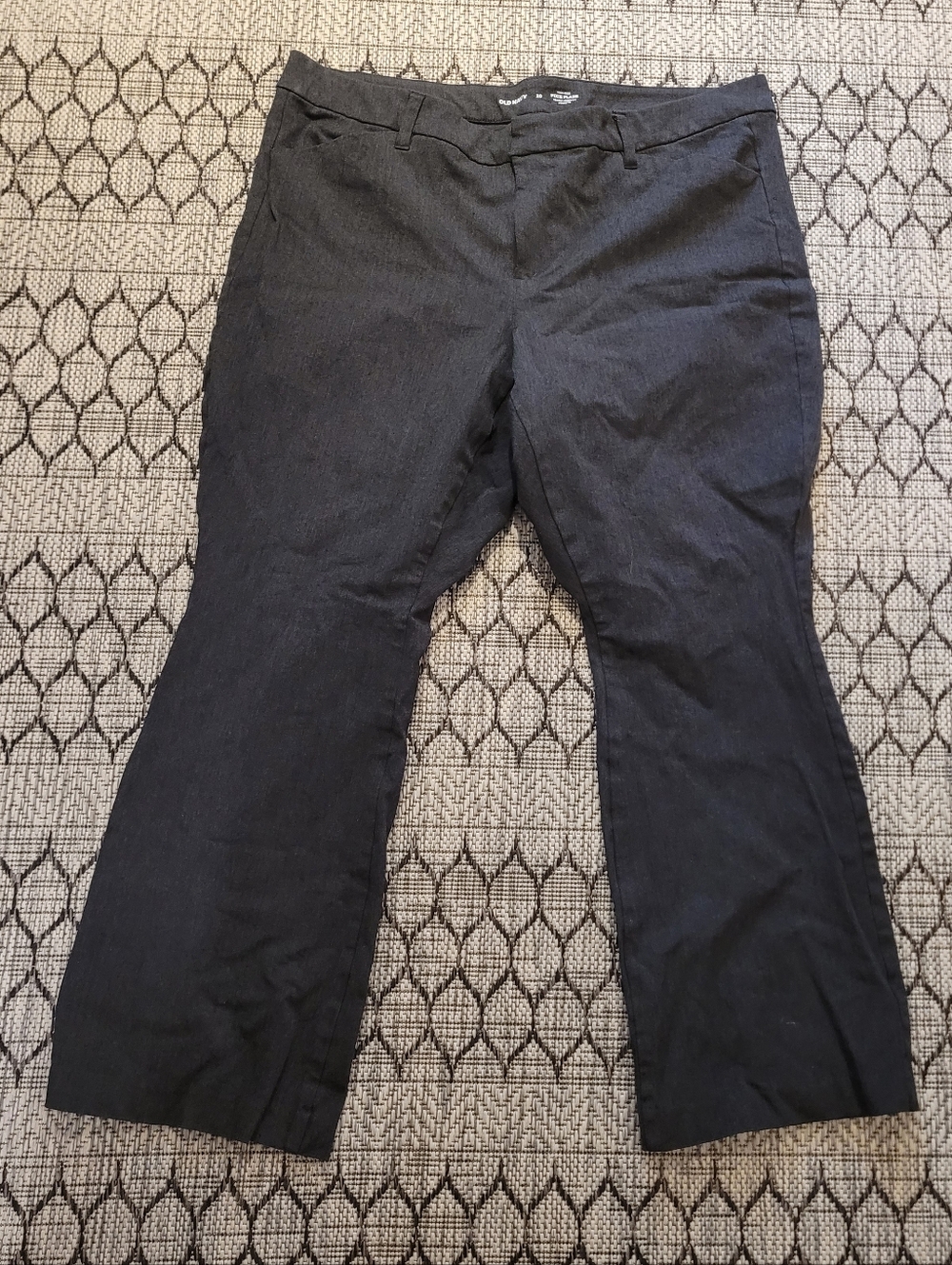 Old Navy Size 20 Pixie Flare Dark Heather Grey Pants